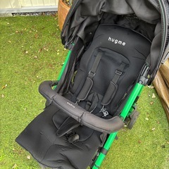 hugmeベビーカーの画像