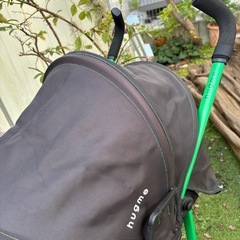 hugmeベビーカーの画像