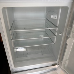 2022年　アイリスオーヤマ　冷蔵庫　142L 白の画像