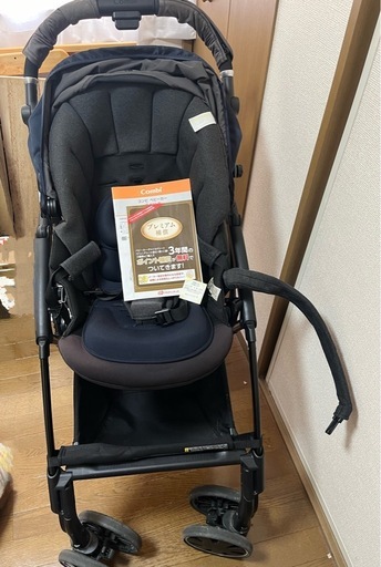 【取り引き中】Combi コンビ ラベリタ ベビーカー ネイビー