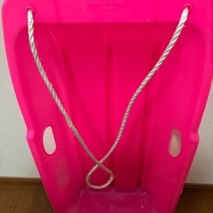 赤　そりの画像