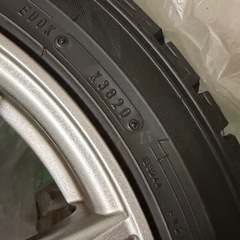 【美品、値下げ可】スタッドレス4本セット 215/45R17 PCD100 5穴 7.5J  86、BRZ、カローラ、インプレッサ、プリウス、スバル車にの画像