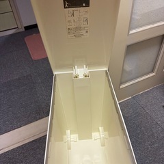 ごみ箱の画像