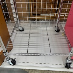 リユースのサカイ東金店 メタルラック キャスター付き TJ16104の画像