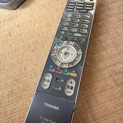 TOSHIBA 32インチ液晶テレビ 32C1000の画像