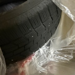 スタッドレスタイヤ 4本セットの画像