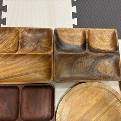 木目食器皿の画像