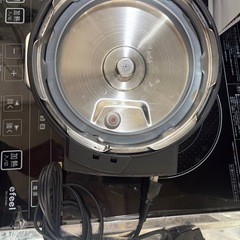 電気圧力鍋　アイリスオーヤマ　2023年製の画像