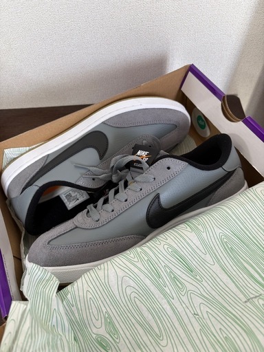 NIKE SB グレー スニーカー 27-27.5cm