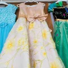 120サイズくらいのドレス3点おまとめの画像