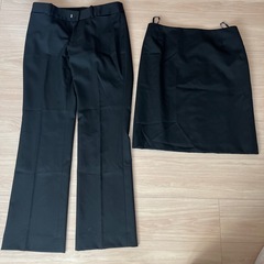 レディーススーツ ブラックの画像