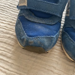 ニューバランス　キッズ　スニーカー　16.5 汚れ使用感ありの画像