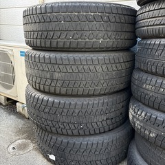 ブリジストン 225/65R17 スタッドレス DMV3 
の画像