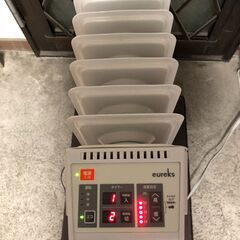 配送可　空気を汚さない暖房器具　eureks ユーレックス(国産）　オイルヒーター RF8BS-IW【3～8畳】ON/OFFタイマー機能付き　動作確認済み　中古品の画像