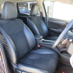 ホンダ　シャトル　ハイブリッドＺ★1年保証★ロードサービス付　シティブレーキアクティブ　メーカーナビ　地デジ　バックカメラ　Ｂｌｕｅｔｏｏｔｈ　ＨＤＭＩ接続可　シートヒーター　ＥＴＣ　クルコン　スマートキー　オートライト　ＬＥＤヘッド　純正１６ＡＷの画像