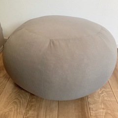 IKEA プーフ　SANDARED サンダレードの画像