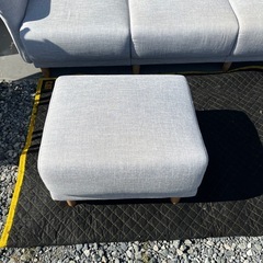 3人掛けソファ＋オットマン　中古の画像