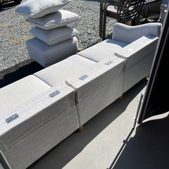 3人掛けソファ＋オットマン　中古の画像