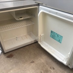 れ冷蔵庫の画像