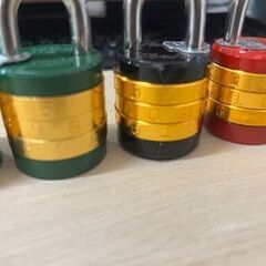 FIRST　PRO　番号式南京錠　小　1個の画像