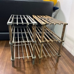 木製の棚の画像