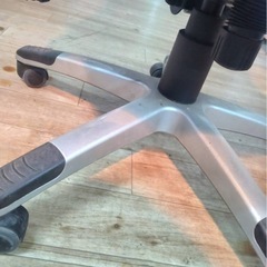 オフィスチェア　ブルーの画像