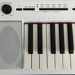 ピアジェーロ　YAMAHA電子キーボード　スタンド・チェアつきの画像