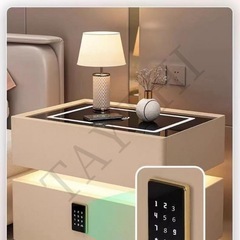 ベットサイドテーブルの画像