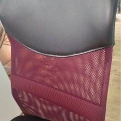 オフィスチェア　えんじ色の画像