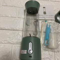 ポータブルブレンダーミキサー USB充電 グレーの画像