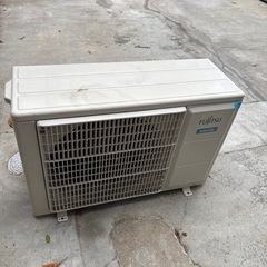 2020年製 FUJITSU エアコン 14畳用　無料でお譲りしますの画像