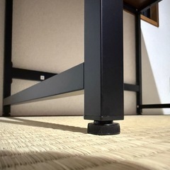 ウッドテーブルの画像