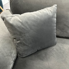 平日お渡しは値引き　肩肘ソファの画像