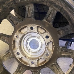 タイヤホイール　4本セット　195/80R15 6穴　15インチ　2015年製　ハイエース　15×6J+33 PCD 139.7 現状品の画像