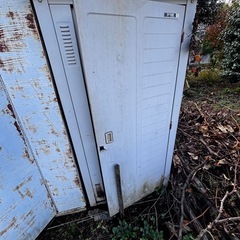 決定済　倉庫。鉄屑にでもの画像