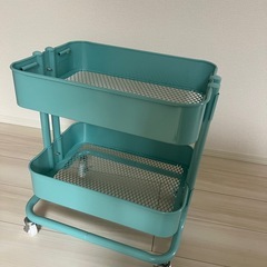 キャスター付きワゴンの画像