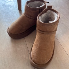 アグシューズ　ブーツ　20の画像