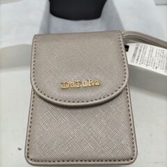  DaTuRa ダチュラ シガレットケース 未使用 ゴールド レザー調 ストラップ付き 小物入れ カードケース ポーチ　251110-6Tの画像
