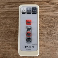 LEDシーリングライト　リモコン付きの画像