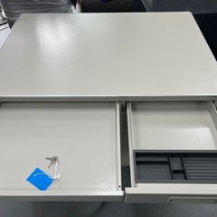 【🤩状態良好🤩】KOKUYOオフィスデスクの画像