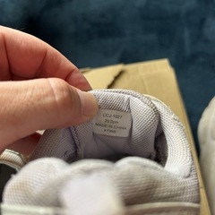 女の子　スニーカー　adidas 19 20の画像