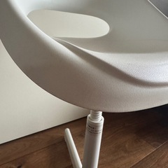IKEA キッズチェア　デスクチェアの画像