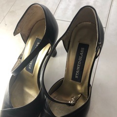 12日締切　ハイヒール　22.5の画像