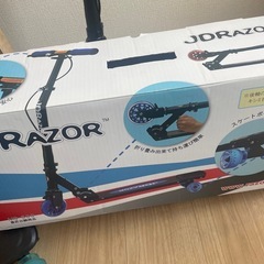 JD RAZOR キックボード　赤の画像