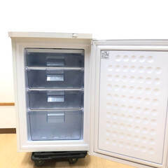 ss7915　アイリスオーヤマ 冷凍庫 85L IUSD-9B-W ホワイト 取扱説明書付 IRISOHYAMA フリーザー 1ドア 白 縦型 前開き 右開き 4段 引出4杯 引出収納 セカンド冷凍庫 中古の画像