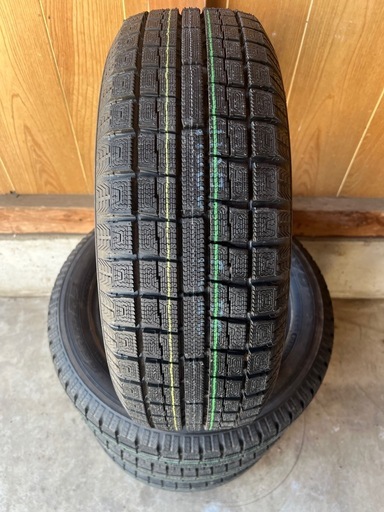 組み換え無料スタッドレスタイヤ185/60R15 84Q TOYO G5