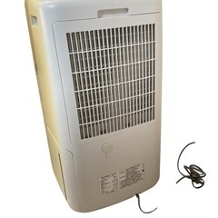 2021年製 シャープ 30畳 プラズマクラスター 衣類乾燥除湿器 CV-L120-Wの画像