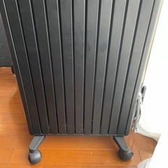 デロンギ　オイルヒーター
の画像