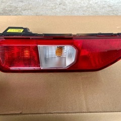 ジムニー ノマド テールレンズ 新車外しの画像