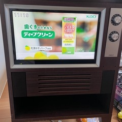 飛騨家具　レトロ風液晶
テレビの画像